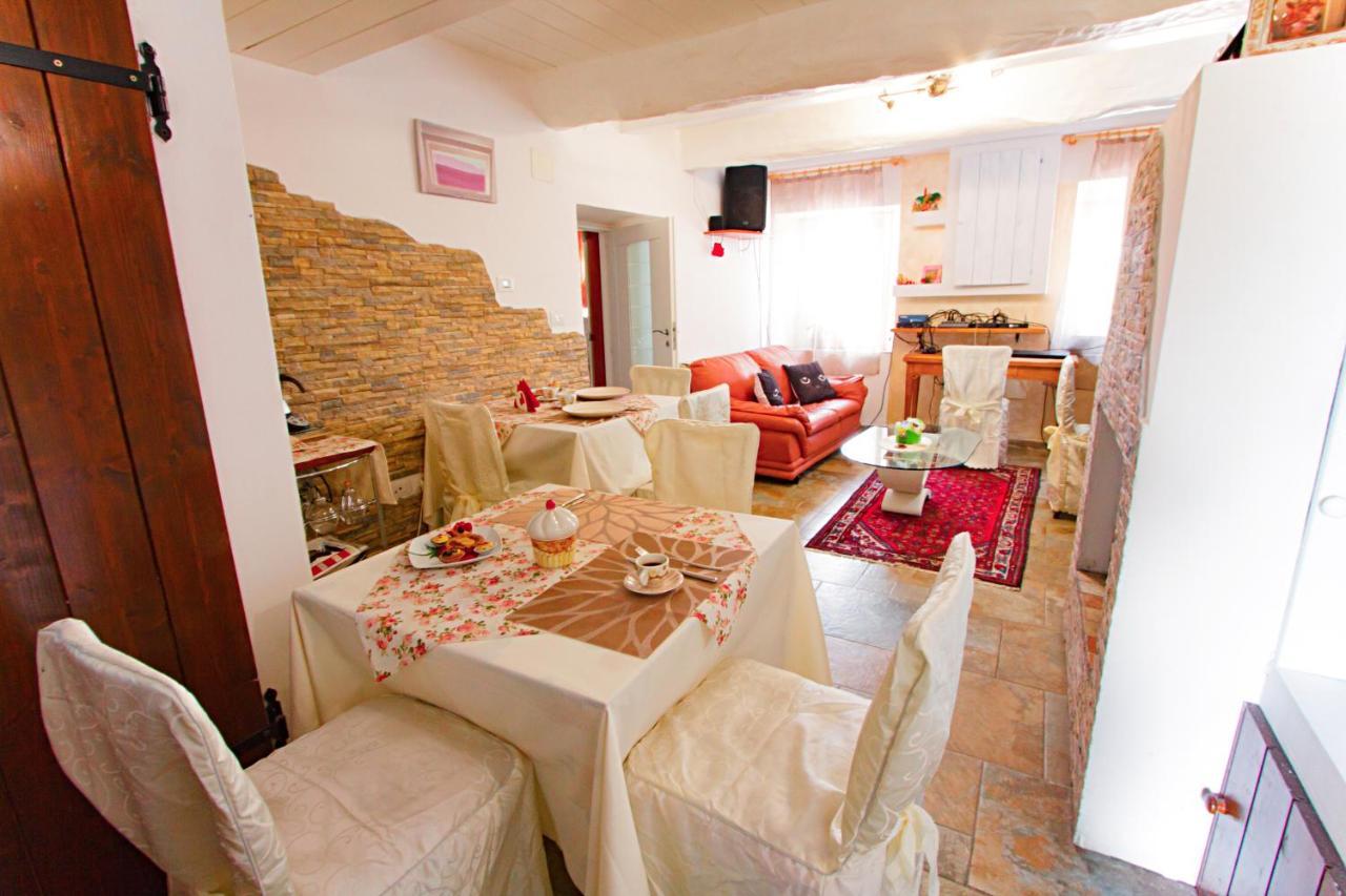 Eden Lilli B&B La Pieve  Exterior photo